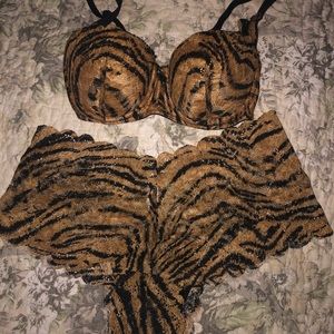 Victoria Secret animal print pant and bra set